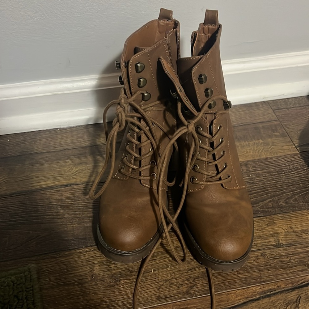 target brown combat boot - Picture 2 of 3